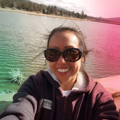 Ana, 43
