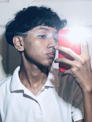 Josss, 18