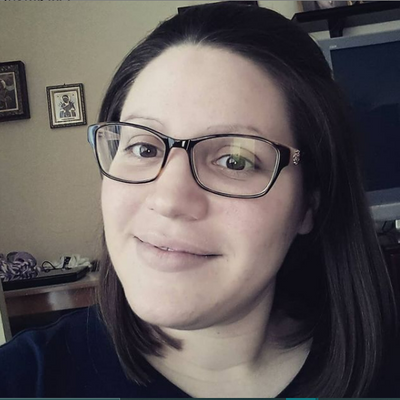 Cierra, 31