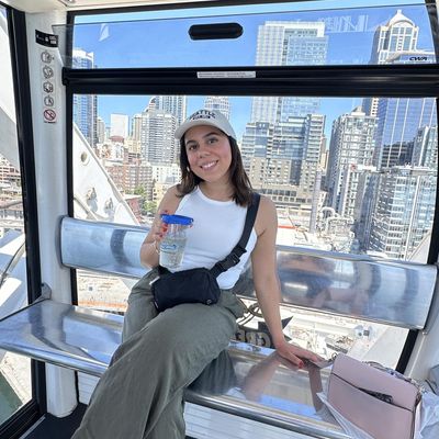 Ana Sofia, 26