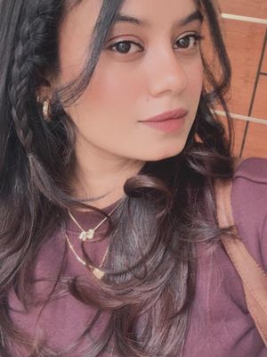 Elaine, 30