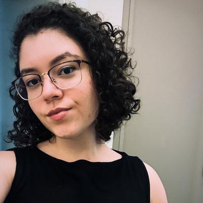 Maria, 26