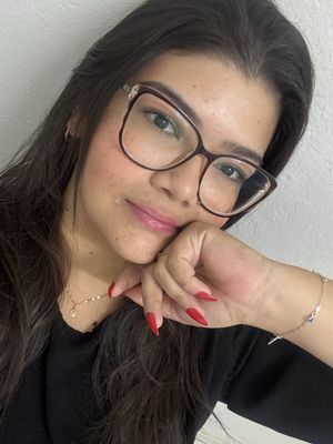 Anne, 27