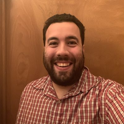 Andy, 32