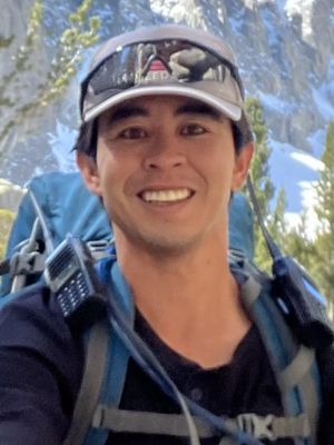 Brent, 32