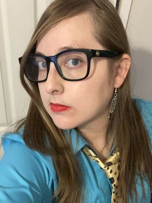Nathalie, 27