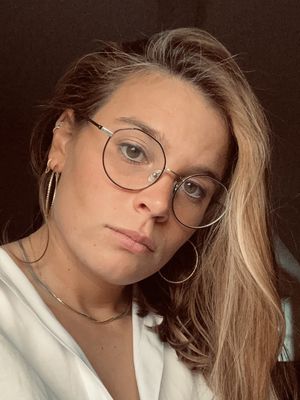 Mary, 27