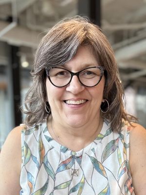Zina, 62