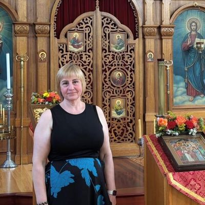 Veronica, 59
