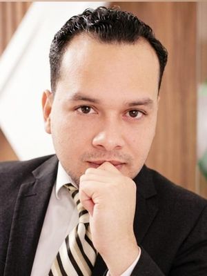 Carlos Garcia, 28