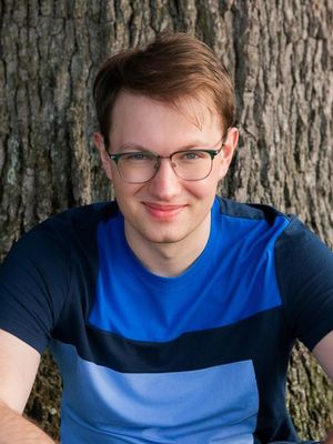 Andrew, 25