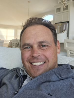 Chris, 41