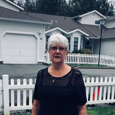 Pauline, 77