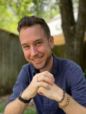 Christopher, 33