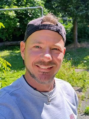 Victor, 44