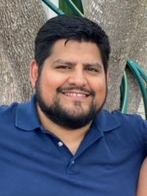 Carlos, 36