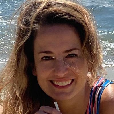 Daniela, 47