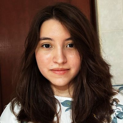 Natalia, 20