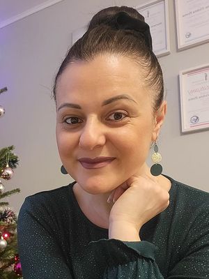 Becky, 47