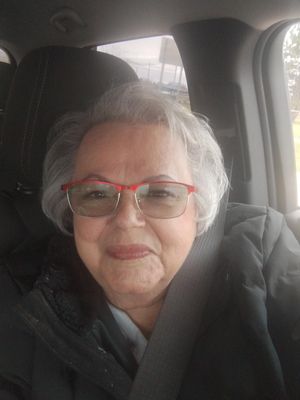 Linda, 74