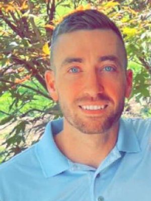 Travis, 33