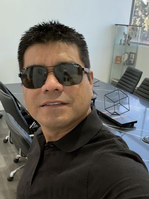 Manuel, 47