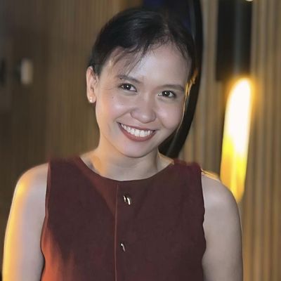 Camille, 24