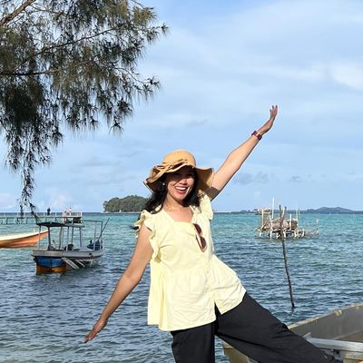 Elisabet, 34