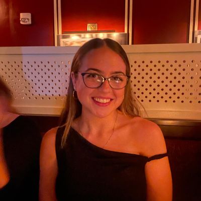 Liz, 30