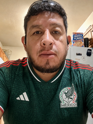 Jose, 39