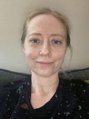 Emily, 39