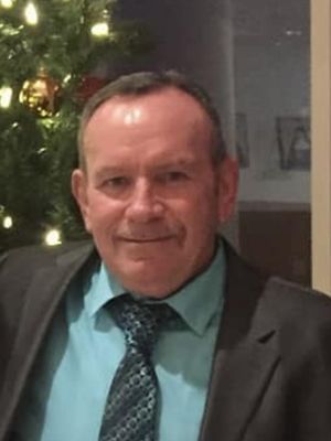 Tom, 64