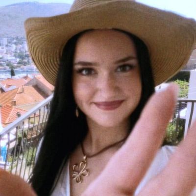 Milla, 21