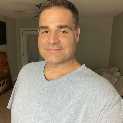 Kenny, 45