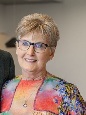 Elizabeth, 62
