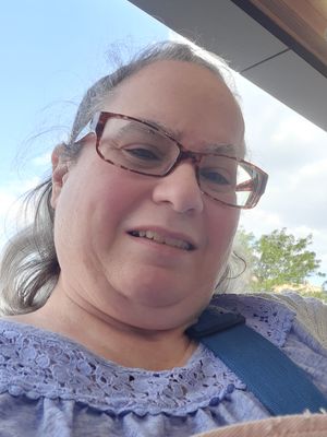 Veronica, 55