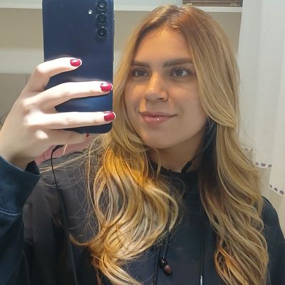 Maria Luiza, 25