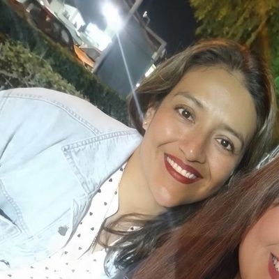 Johana, 38