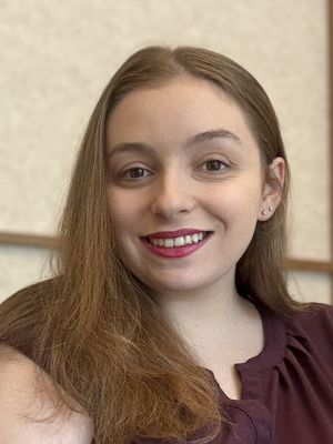 Emily, 25
