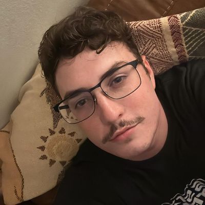 Nikolai, 28