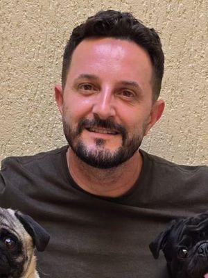 Josh, 49