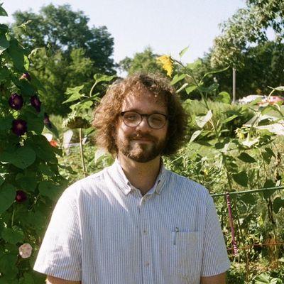 Andrew, 29