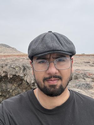 Daniel, 23