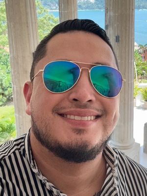 Genaro, 37