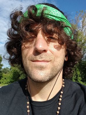 Erik, 33
