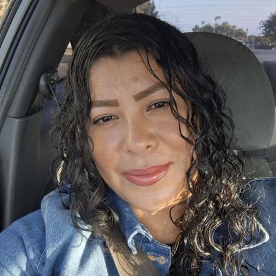 Janeth, 40