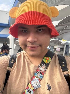 Mateo, 24