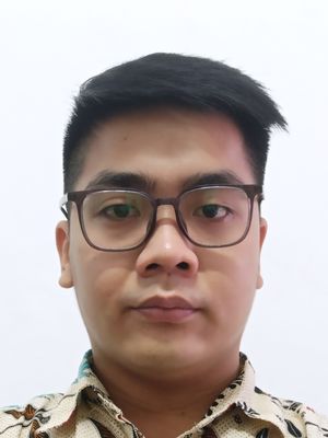 Steven, 25