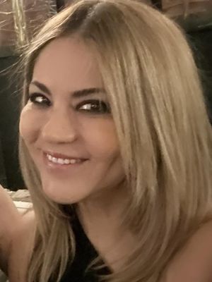 Gisel, 52