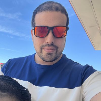 Jose, 37